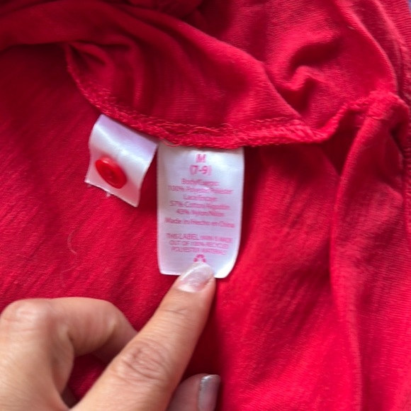 No Boundaries Red Sleeveless Button Down Blouse - Picture 4 of 7